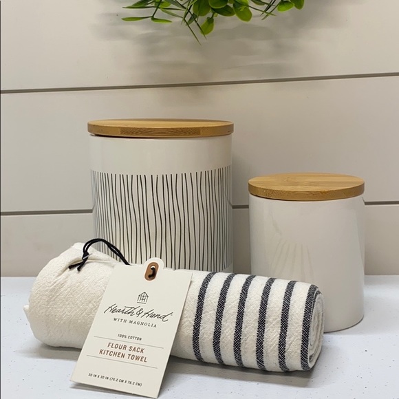 Maggie B’s Home Decor - Picture 6 of 6